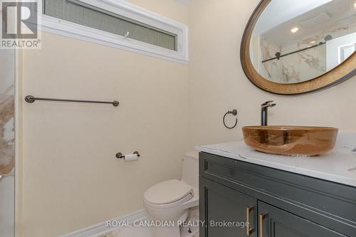 438 Temagami Crescent, Mississauga, ON - Indoor Photo Showing Bathroom