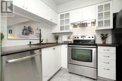 505 - 3231 Eglinton Avenue E, Toronto (Scarborough Village), ON - Indoor Photo Showing Kitchen With Stainless Steel Kitchen With Double Sink With Upgraded Kitchen