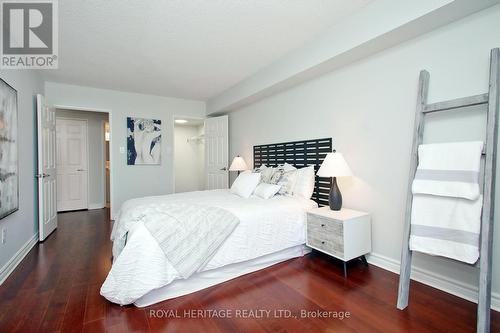 505 - 3231 Eglinton Avenue E, Toronto (Scarborough Village), ON - Indoor Photo Showing Bedroom