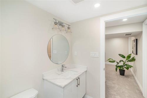 45 Oak Street, Simcoe, ON - Indoor Photo Showing Bathroom