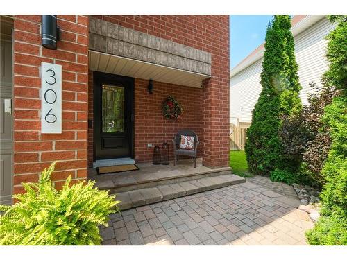 306 Statewood Drive, Kanata, ON 