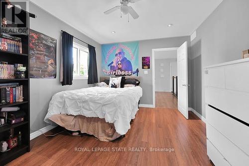 67 Cameron Avenue, Hamilton, ON - Indoor Photo Showing Bedroom