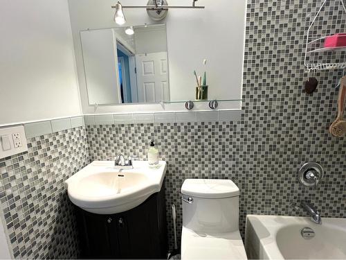 165 Lindsay Street, Kimberley, BC - Indoor Photo Showing Bathroom