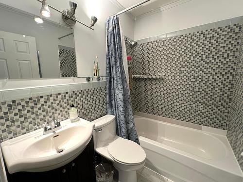 165 Lindsay Street, Kimberley, BC - Indoor Photo Showing Bathroom