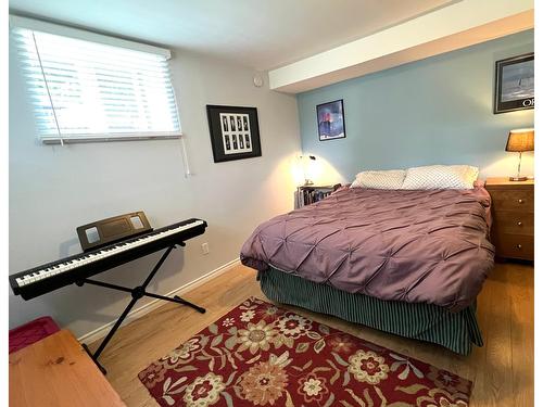 165 Lindsay Street, Kimberley, BC - Indoor Photo Showing Bedroom