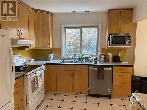 145 Hopewell Avenue Unit#1, Ottawa, ON - Indoor Photo Showing Kitchen With Double Sink