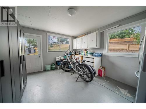 6280 Laurier Avenue, Wardner, BC - Indoor Photo Showing Garage