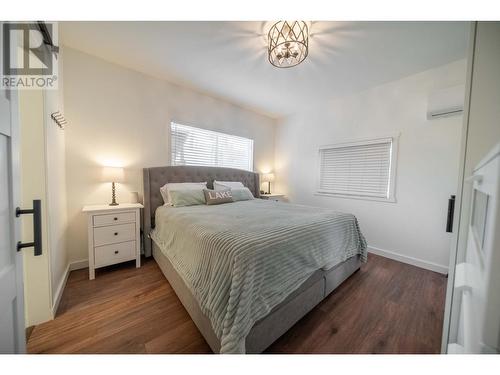 6280 Laurier Avenue, Wardner, BC - Indoor Photo Showing Bedroom