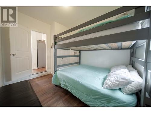 6280 Laurier Avenue, Wardner, BC - Indoor Photo Showing Bedroom