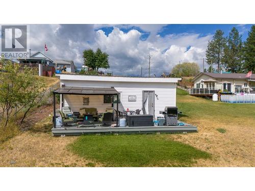 6280 Laurier Avenue, Wardner, BC - Outdoor With Deck Patio Veranda