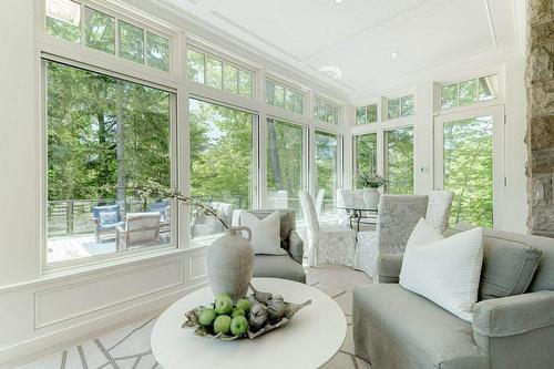 183 Mill Street, Hamilton, ON - Indoor Photo Showing Living Room