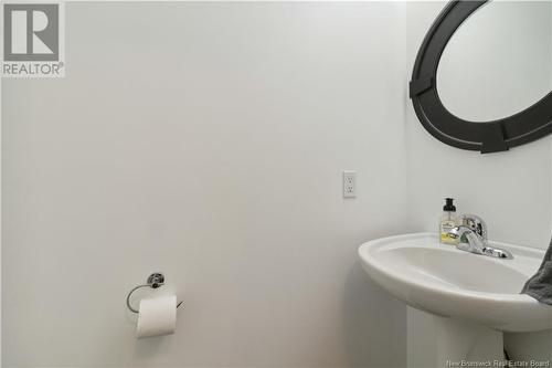 68 River Front Way, Fredericton, NB - Indoor Photo Showing Bathroom