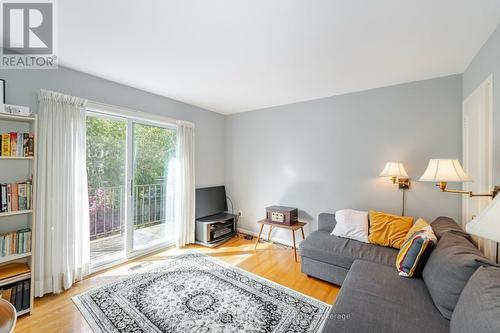 468 Copeland Court, Oakville (Eastlake), ON - Indoor Photo Showing Living Room