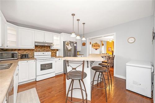 57 Tunis Street, St. Catharines, ON - Indoor Photo Showing Kitchen