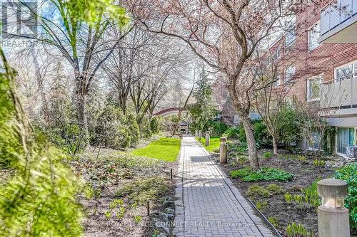 712 - 21 Dale Avenue, Toronto (Rosedale-Moore Park), ON - Outdoor