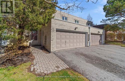 26 Crimson Millway, Toronto (St. Andrew-Windfields), ON - Outdoor With Exterior