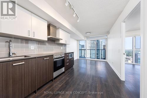 2401 - 125 Redpath Avenue, Toronto (Mount Pleasant West), ON - Indoor Photo Showing Kitchen