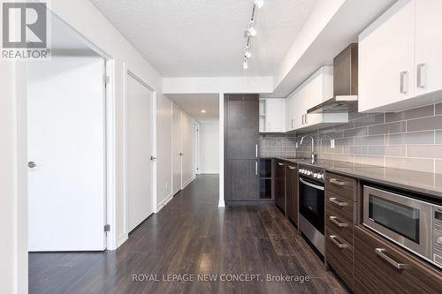 2401 - 125 Redpath Avenue, Toronto (Mount Pleasant West), ON - Indoor Photo Showing Kitchen