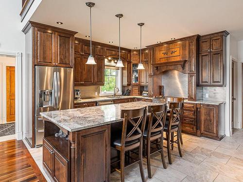 Cuisine - 321 Av. Du Parc, Magog, QC - Indoor Photo Showing Kitchen With Upgraded Kitchen