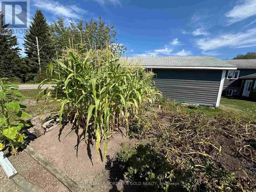 6 Fourth Avenue, Larder Lake, ON - Outdoor