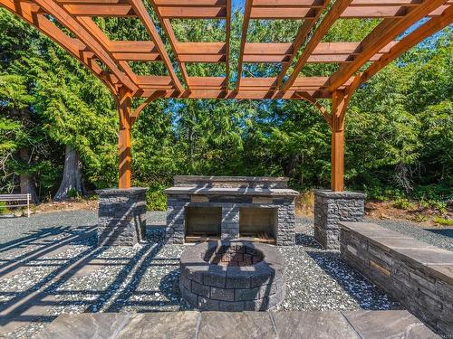 125 Linx Rd, Qualicum Beach, BC 