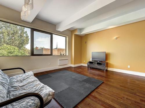 Living room - 312-1010 Rue Ste-Catherine E., Montréal (Ville-Marie), QC - Indoor Photo Showing Living Room