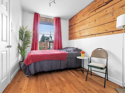 Chambre Ã Â coucher - 1536 Av. Bourbonnière, Montréal (Mercier/Hochelaga-Maisonneuve), QC - Indoor Photo Showing Bedroom