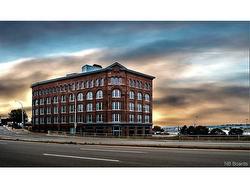 335-12 Smythe ST  Saint John, NB E2L 5G5