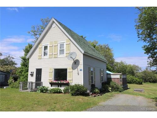 16 Whistle Rd, Grand Manan, NB 