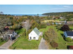 16 Whistle RD  Grand Manan, NB E5G 1B1