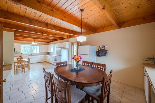 313 Linden Avenue, Kaleden, BC - Indoor Photo Showing Dining Room