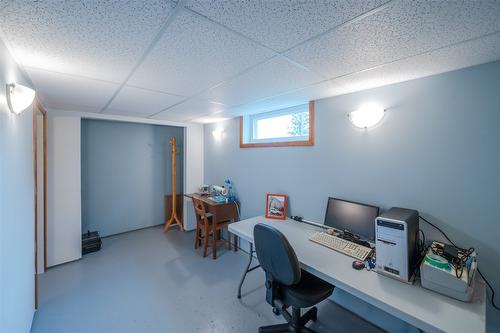 313 Linden Avenue, Kaleden, BC - Indoor Photo Showing Office