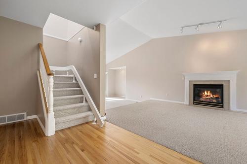 6267 Thompson Drive, Peachland, BC - Indoor With Fireplace