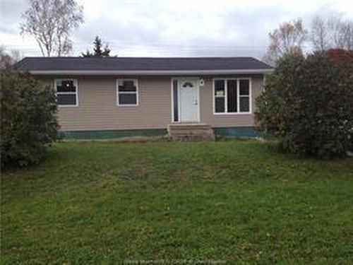 1220 Vantassell, Bathurst, NB 