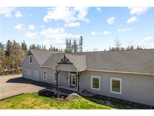 25 Roma Helene Rd, Grand-Barachois, NB 