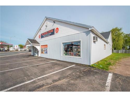 585 Mountain Rd, Moncton, NB 