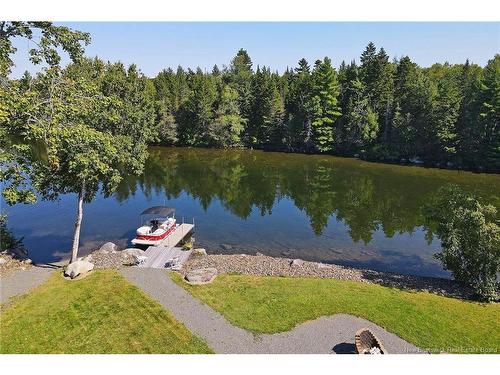 231 Lacoote Dr, Skiff Lake, NB 