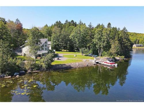 231 Lacoote Dr, Skiff Lake, NB 