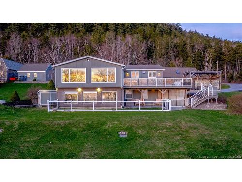 210 Hills Point Rd, Oak Bay, NB 