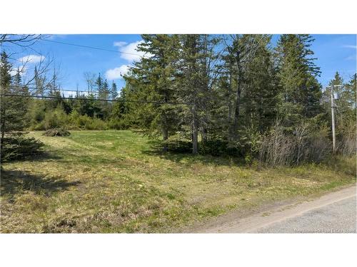 24 Perry Point Rd, Kingston, NB 