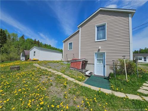 21 Boschert Rd, Saint-Quentin, NB 