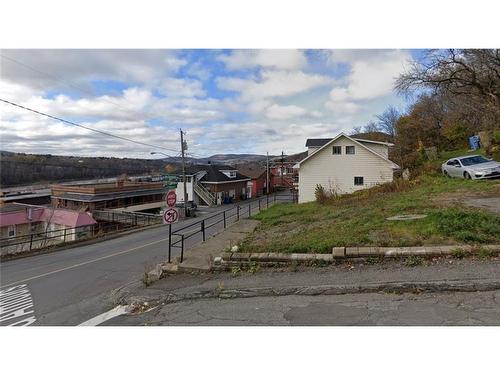 27 Rue D'Amours, Edmundston, NB 