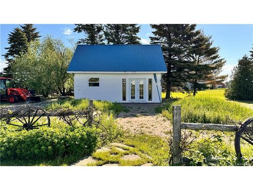 677 Rue Principale, Petit-Rocher, NB 