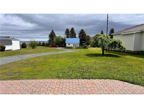 677 Rue Principale, Petit-Rocher, NB 