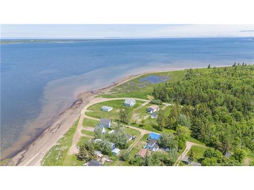 18 Pinet St, Caraquet, NB 