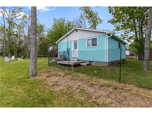 4 Cardinal St, Grand-Barachois, NB 