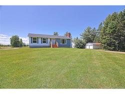 298 Route 105  Maugerville, NB E3A 8G2