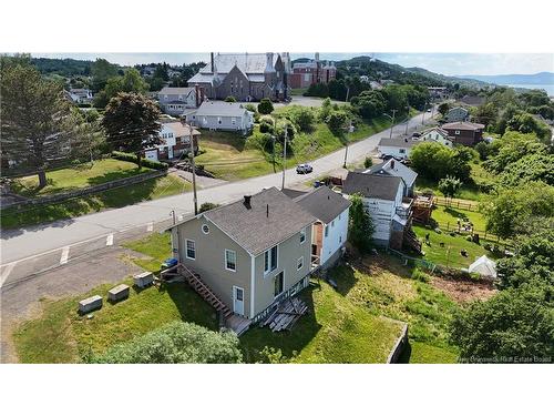 327 Victoria St, Dalhousie, NB 