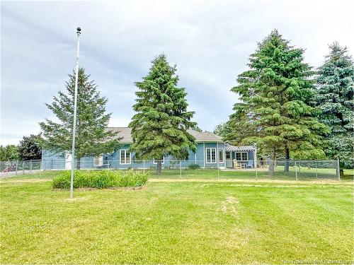 15 & 17 Macdonald Rd, Upper Woodstock, NB 