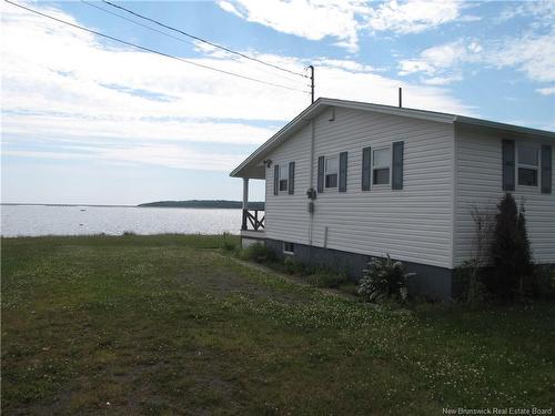 64 De La Mer Blvd, Cocagne, NB 